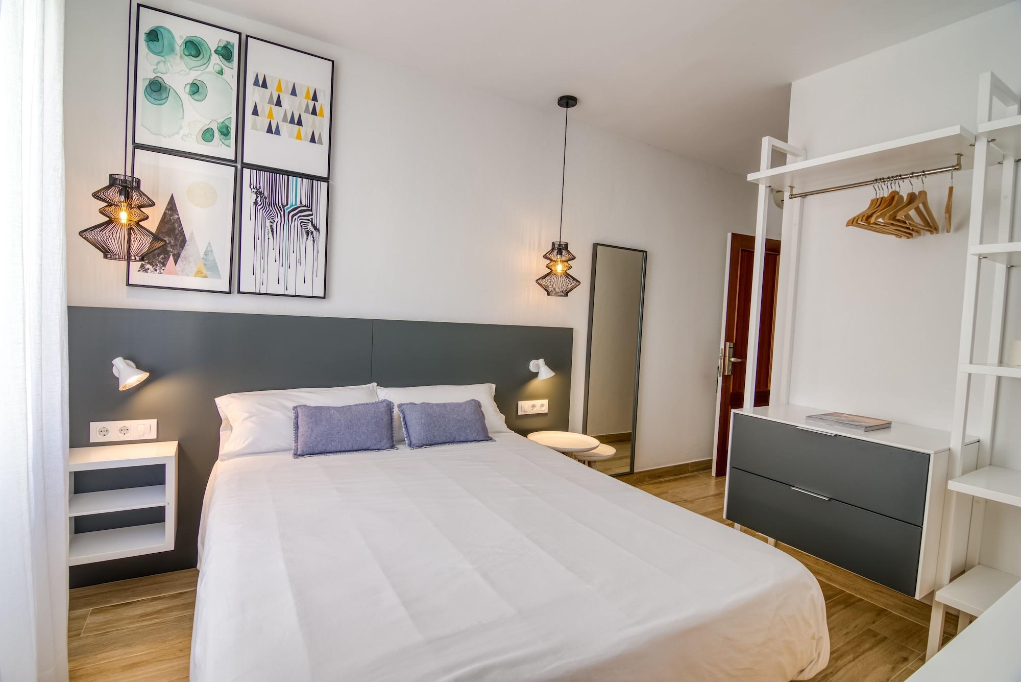 Hostal La Isla Маон Екстер'єр фото