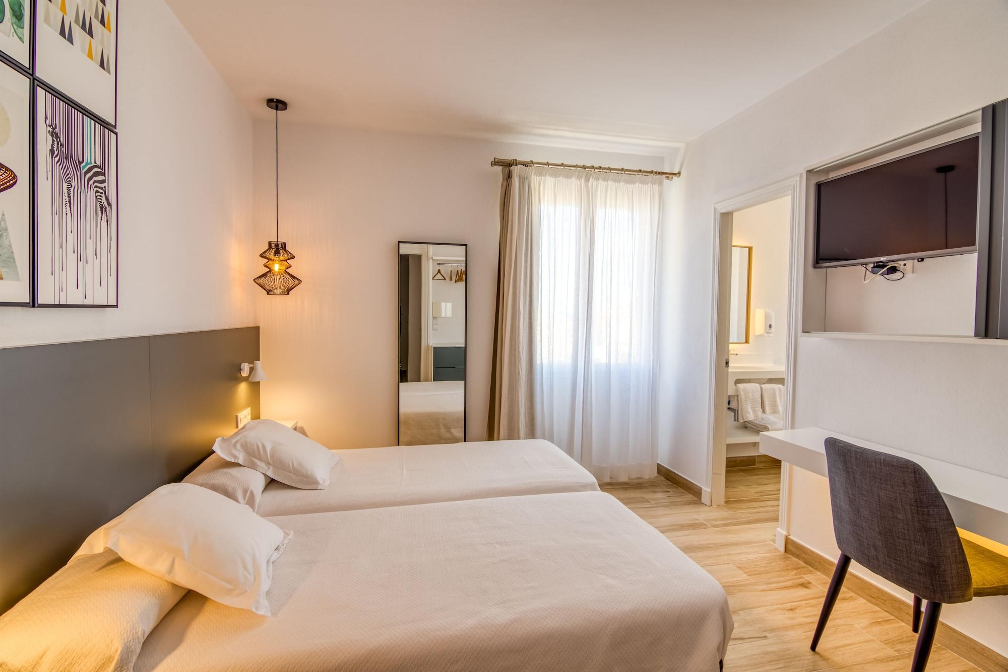 Hostal La Isla Маон Екстер'єр фото
